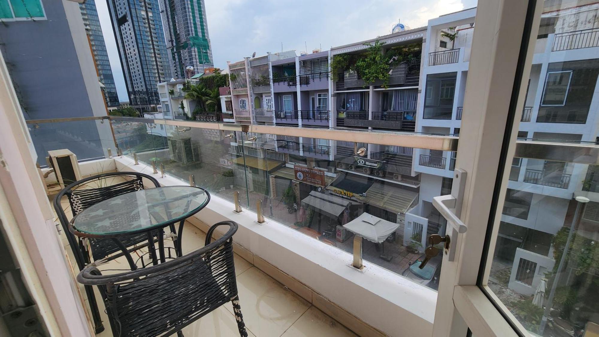 Lalahouse Riverside Residence ホーチミン市 エクステリア 写真